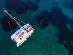 Göcek’te Kiralık Katamaran – Katamaran Konforu Yattayım Farkıyla